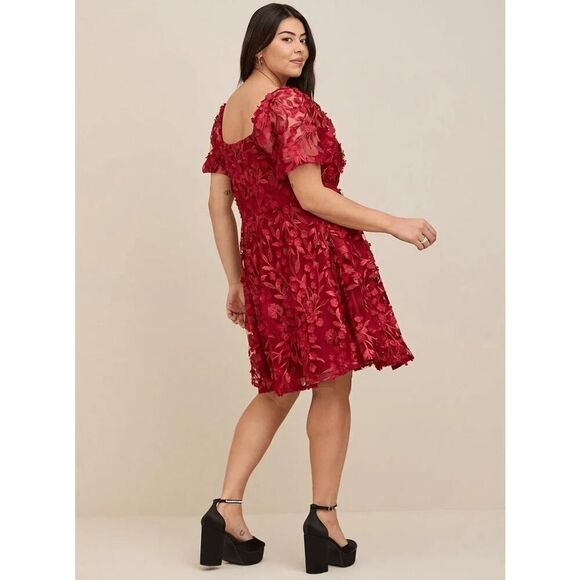 NWT Torrid Red Mini Skater Dress Textured Mesh Lace Puff Short Sleeve Sz 14 - Picture 2 of 11